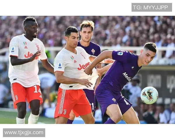 重庆足球队强势领跑联赛积分榜98分稳居第一名争冠形势大好